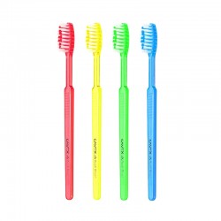 Manual toothbrush with gel